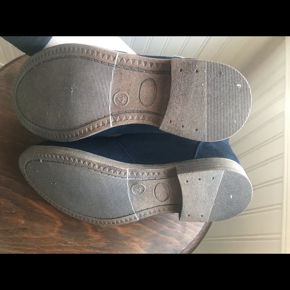 Navy suede ankle booties